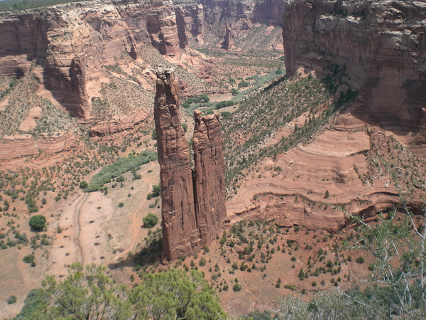 Spider Rock, Canyon de Chelly, 2006, photographié par l'auteur.